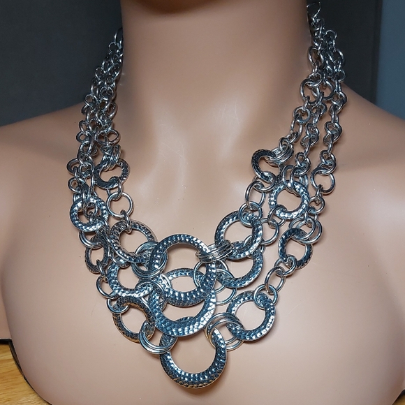 Lia Sophia "Linkage" Set of 3 Detachable Silvertone Necklaces w/Infinitme Clasp - Picture 2 of 6